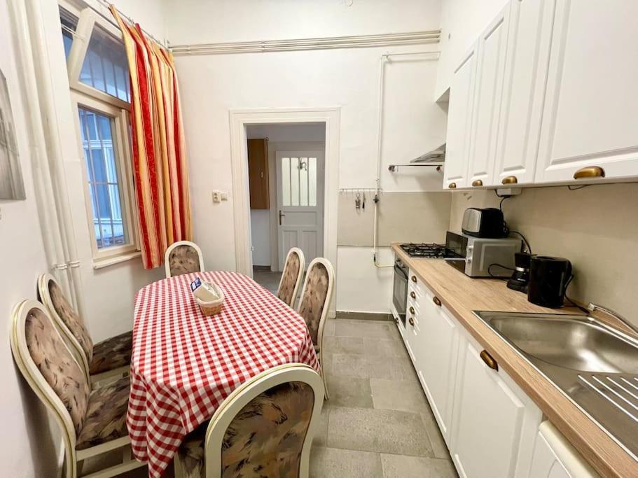 Bank5 Central Apartment Budapeszt Zewnętrze zdjęcie